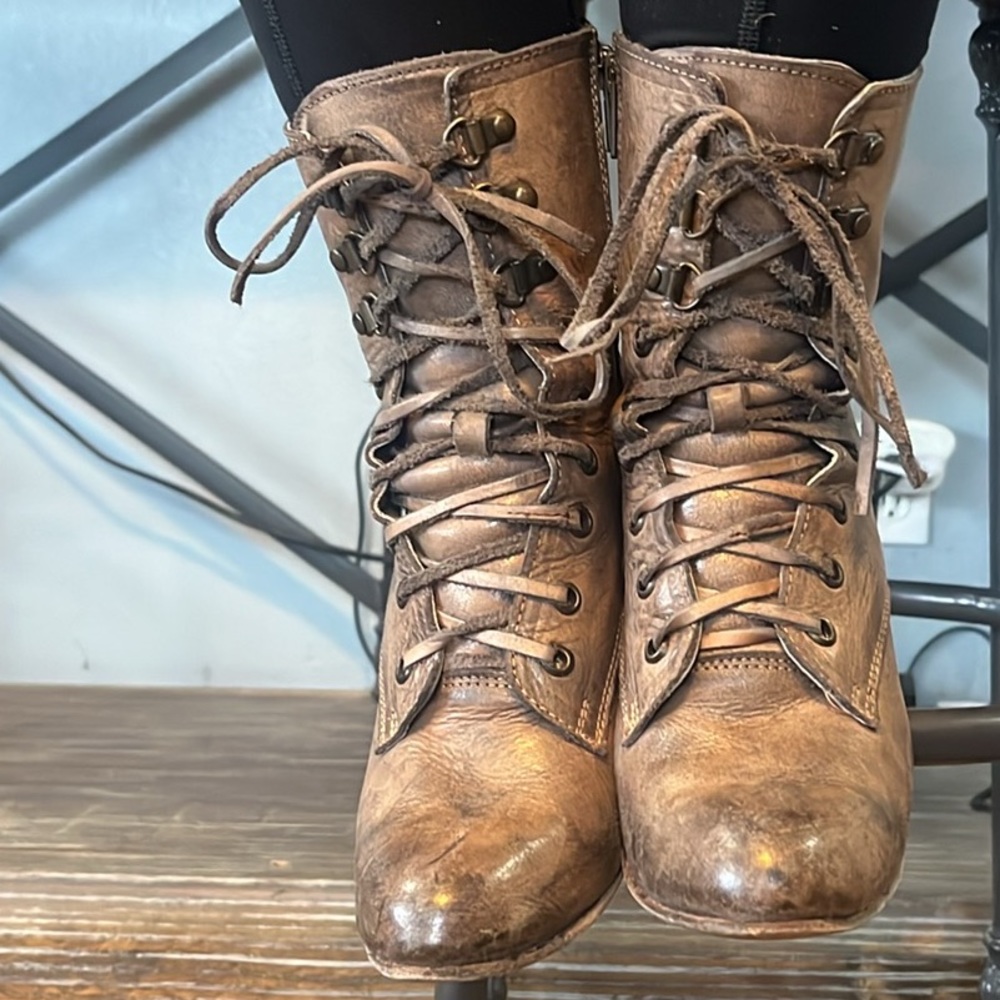 Freebird By Steven Hollis Lace Up Leather Heeled Boots - Picture 2 of 13